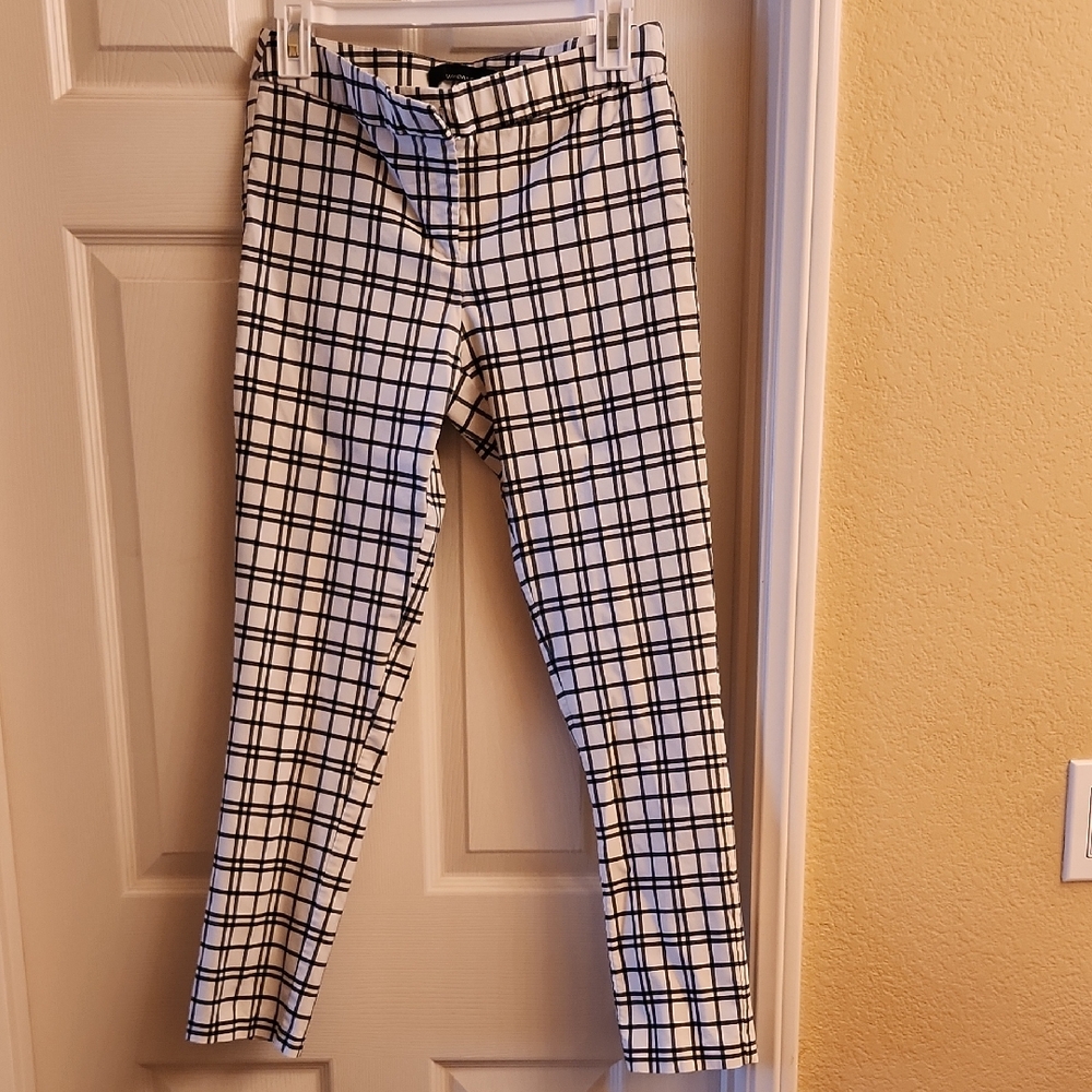 Amanda & Chelsea Monochrome Checkered Trousers